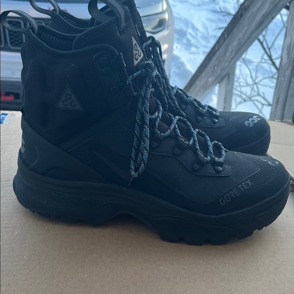 Nike ACG Black Gore-Tex Boots